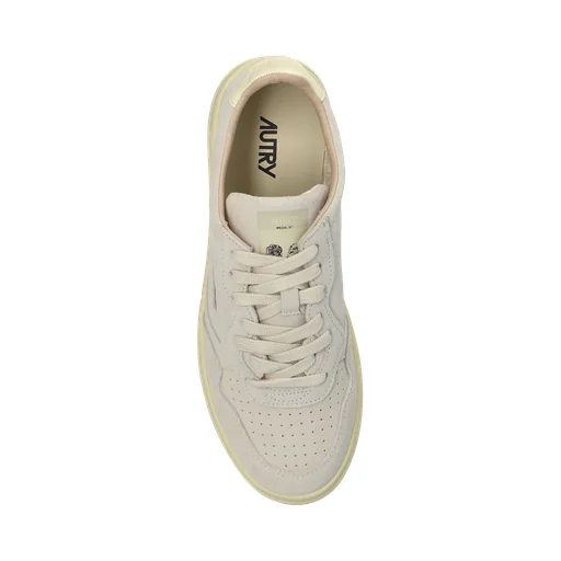 Medalist Low-Top Sneakers