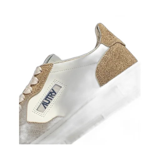 Medalist Low Sneakers