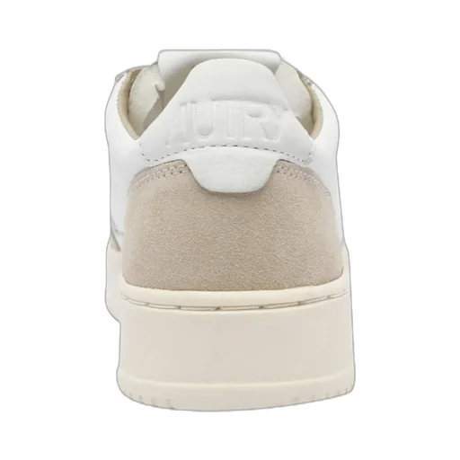 Medalist Low-Top Sneakers