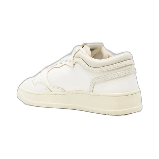 Medalist Low Sneakers