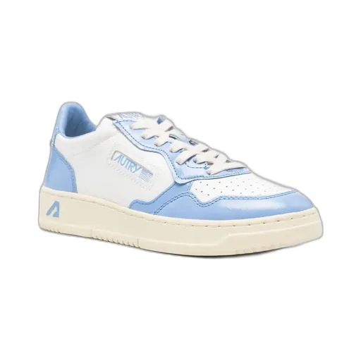 Medalist Sneakers