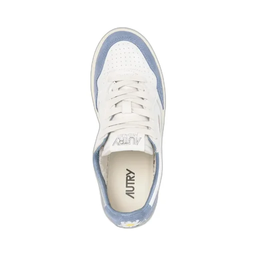 Medalist Low Sneakers
