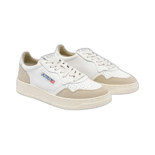 Medalist Low-Top Sneakers