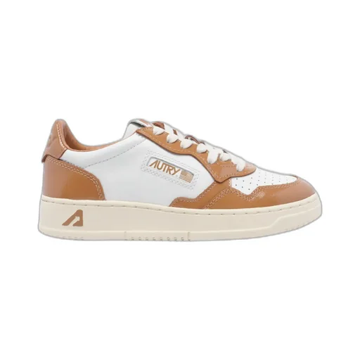 Medalist Low Lace-Up Sneakers