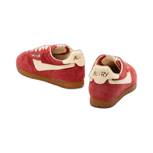 Windspin Lace-Up Sneakers
