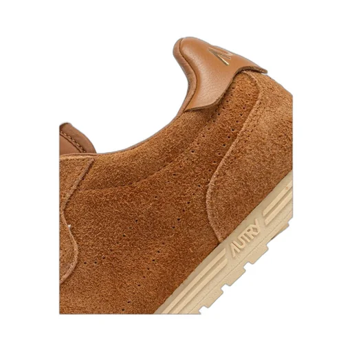 Windspin Lace-Up Sneakers