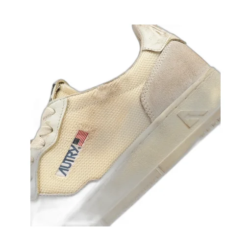Medalist Super Vintage Sneakers