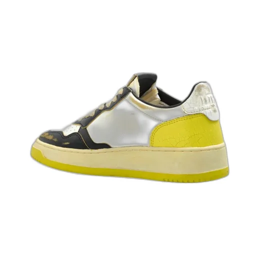 Medalist Trainers