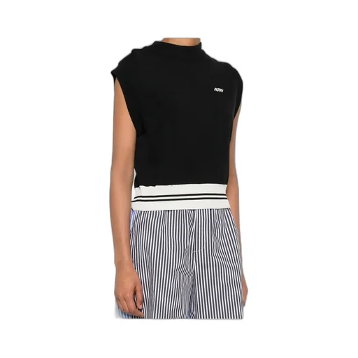 Sleeveless T-Shirt