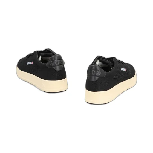 Medalist Easeknit Low Sneakers