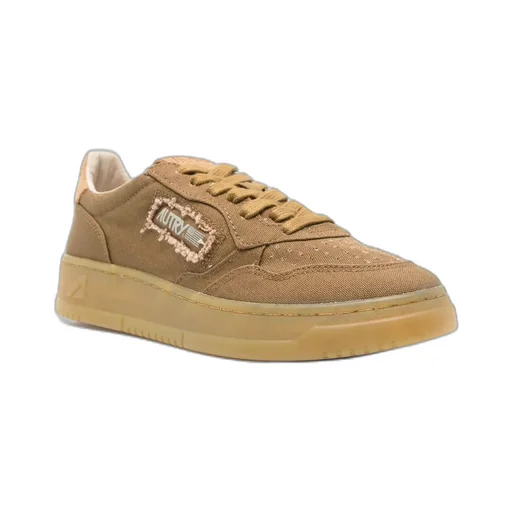 Medalist Casual Sneakers
