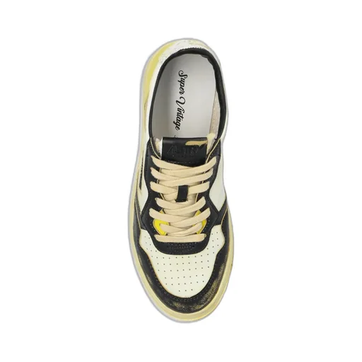 Medalist Trainers