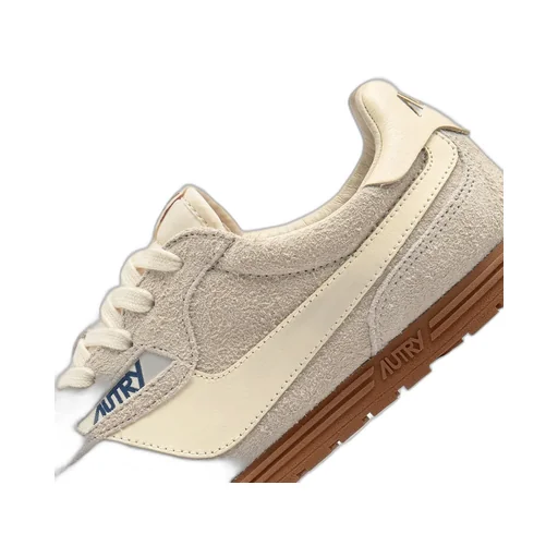 Windspin Lace-Up Sneakers