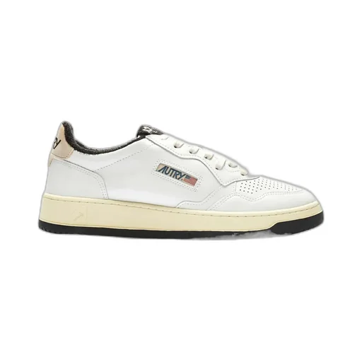 Medalist Low Sneakers