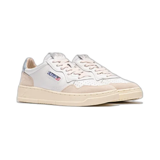 Medalist Low-Top Sneakers