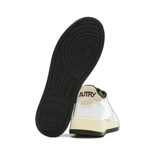 Medalist Low Sneakers
