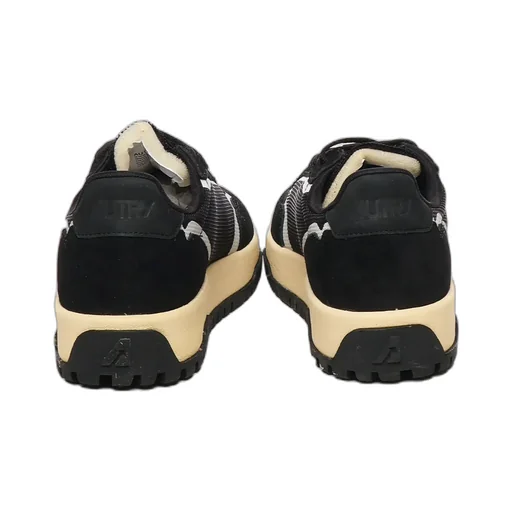 Wildpace Low Sneakers