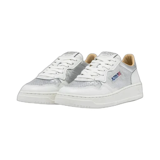 Medalist Low Sneakers