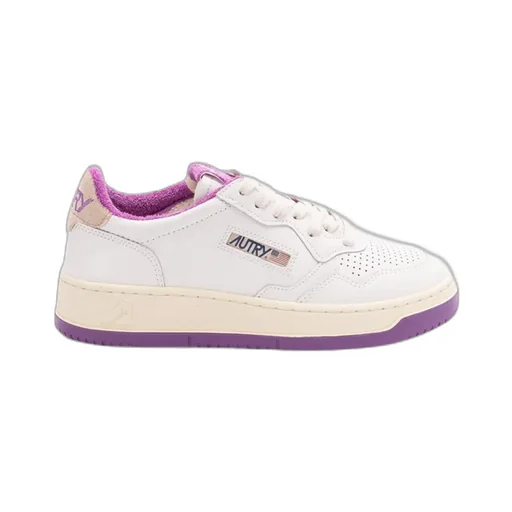Medalist Lace-Up Trainers