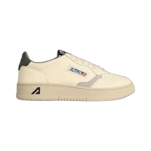 Medalist Low Sneakers