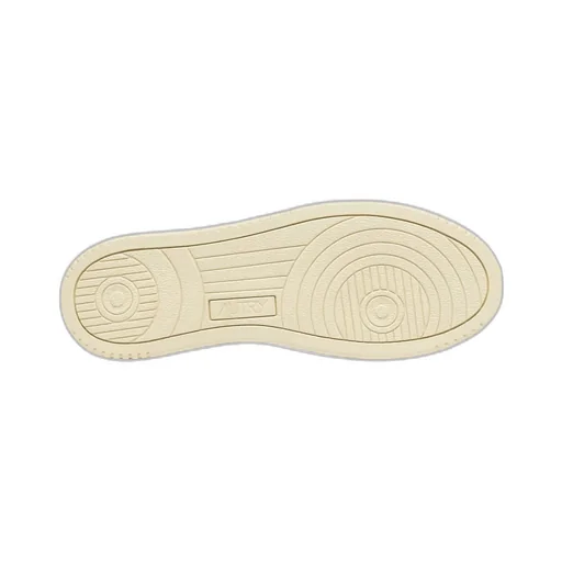 Medalist Low-Top Sneakers