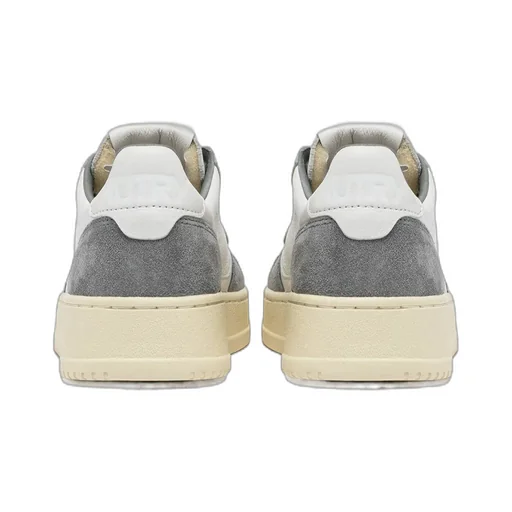 Medalist Low-Top Sneakers