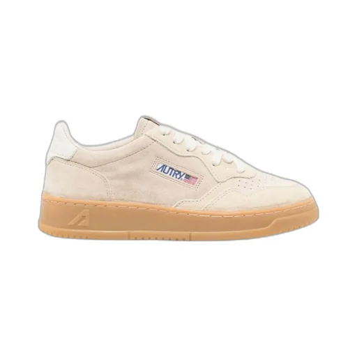Medalist Low-Top Sneakers