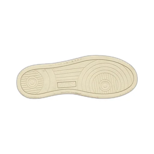 Medalist Sneakers