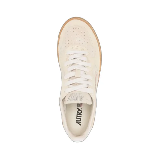 Medalist Low-Top Sneakers
