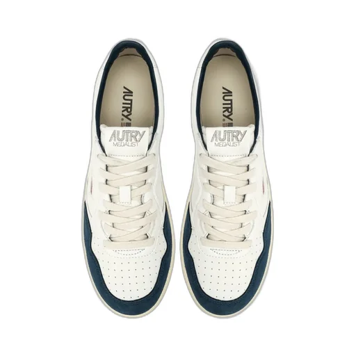 Medalist Low-Top Sneakers