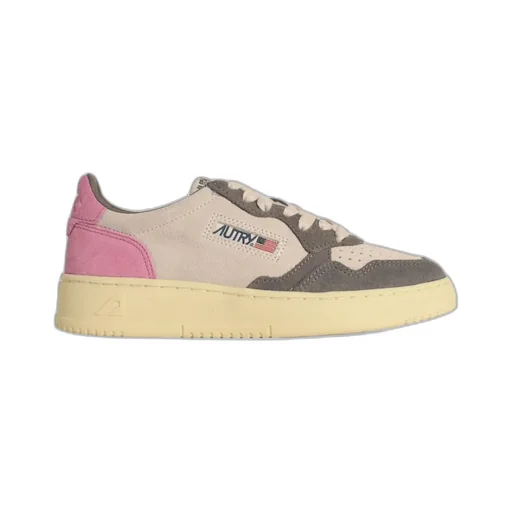 Medalist Sneakers
