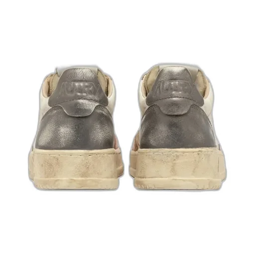 Medalist Sneakers