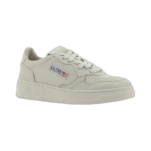 Medalist Low-Top Sneakers