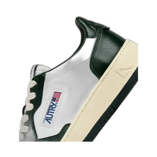 Medalist Low Bicolor Sneakers