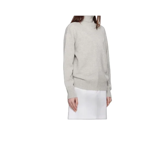 Alma Turtleneck