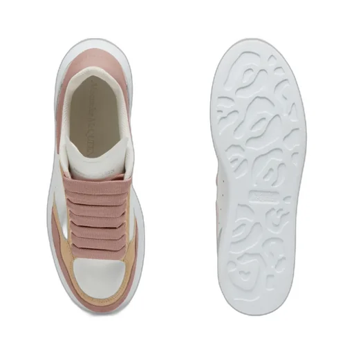 Larry Low-Top Sneakers