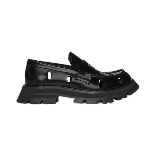 Cut-Out Flat Shoes