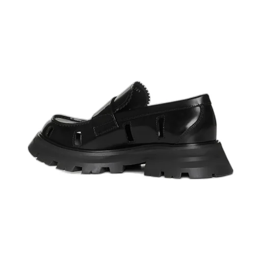 Cut-Out Flat Shoes