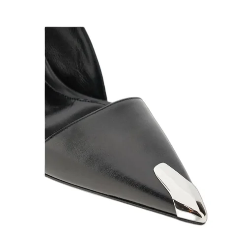 Pointed-Toe High-Heeled Pumps