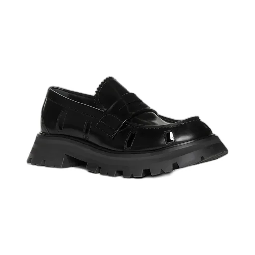 Cut-Out Flat Shoes