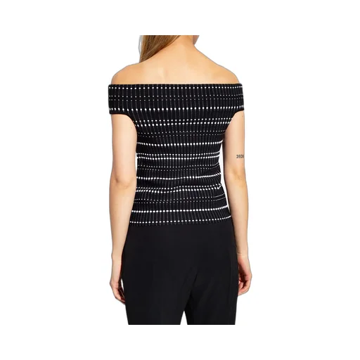 Graphic Printed Denuded Shoulders Top