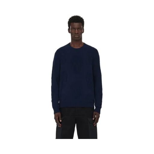 Round-Neck Long-Sleeved Sweater