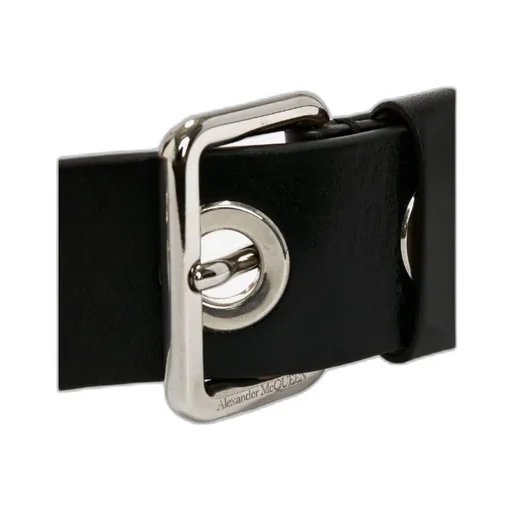 Eyelets Embellished Buckle Belt