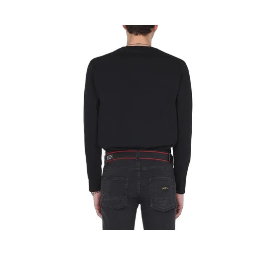 T-Shirt With Round Neck And Long Sleeves