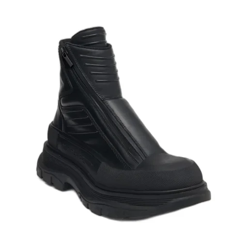Round-Toe Boots