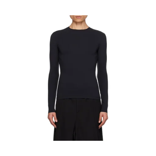 Outside Loop Fitted Top