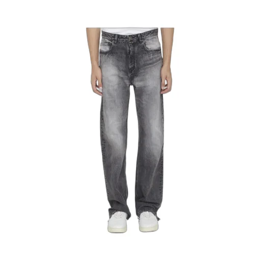 Medium Fit Jeans