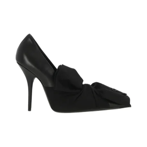Knot Embellished Pumps