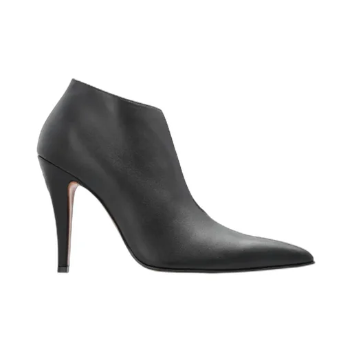 Pointed-Toe Heeled Pumps