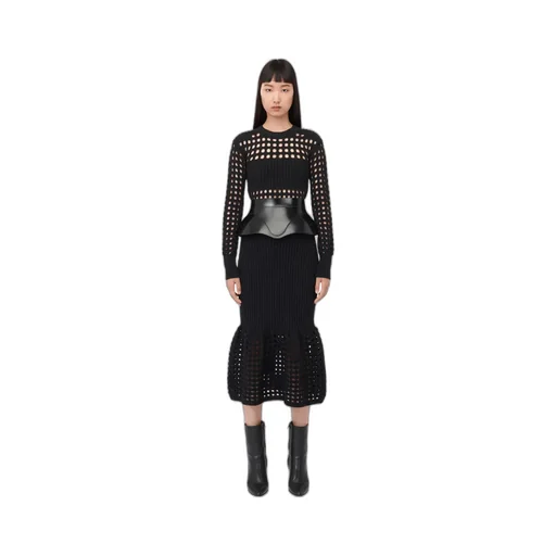 Medium-Length Knitted Mesh Dress